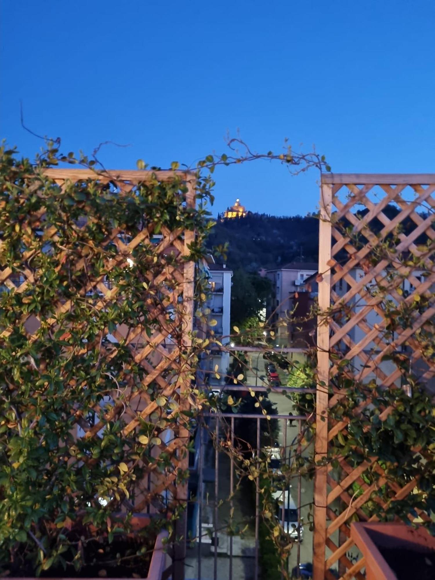 Attico Vista San Luca Apartment โบโลญญา ภายนอก รูปภาพ