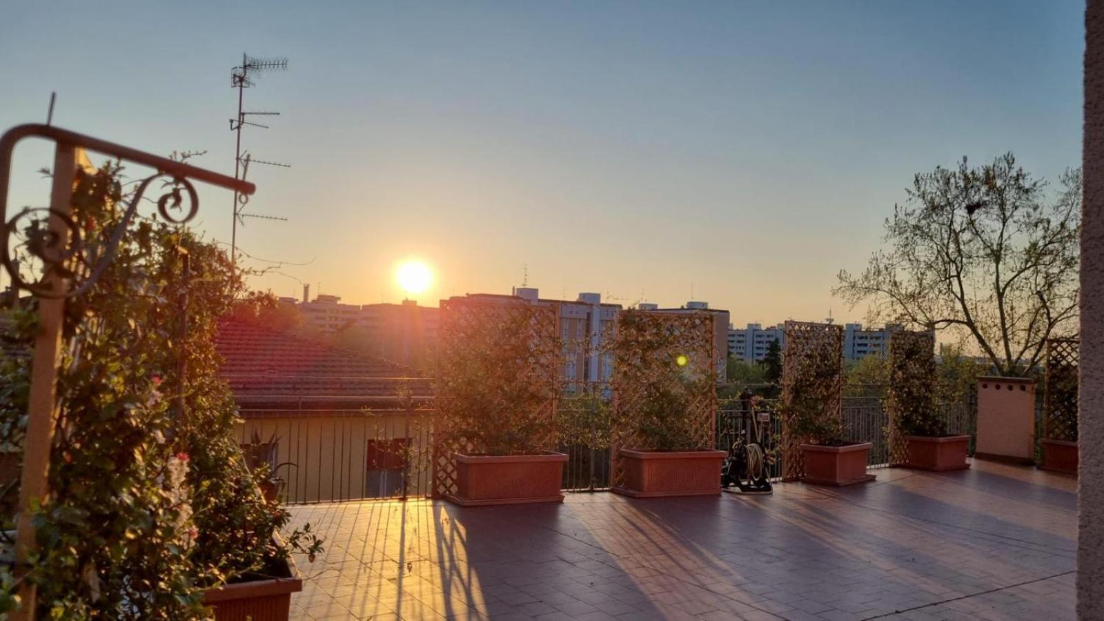 Attico Vista San Luca Apartment โบโลญญา ภายนอก รูปภาพ